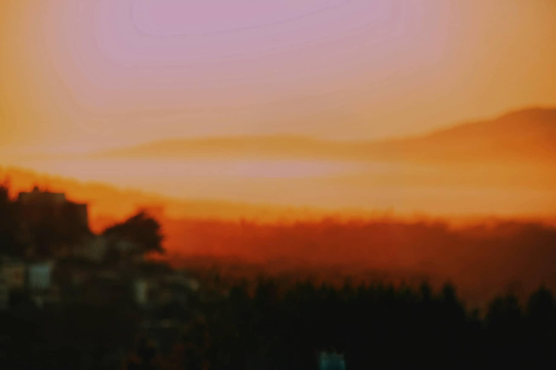 SimpleInvo hero background